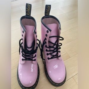 Doc Martens- pink Size 6 worn only a handful of times.